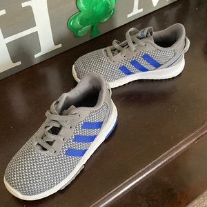 Adidas size 10. Great condition. Great for school/camp, no tie laces!!